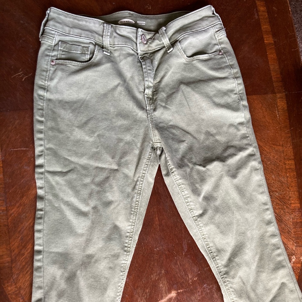 Olive colored skinnies